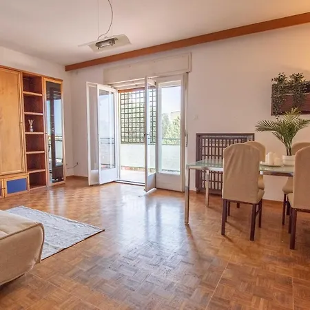 Free Parking -6 Posti Letto E Terrazzo Vista Mare Apartment Trieste