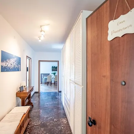 Free Parking - 8 Posti Letto E Terrazzo Vista Mare 트리에스테