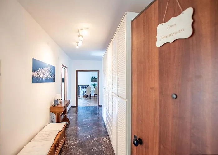 Free Parking - 8 Posti Letto E Terrazzo Vista Mare Triëst