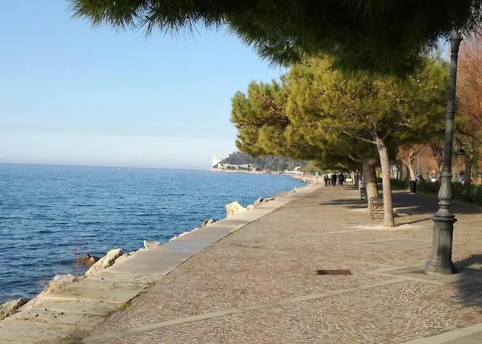 Free Parking - 8 Posti Letto E Terrazzo Vista Mare Triëst